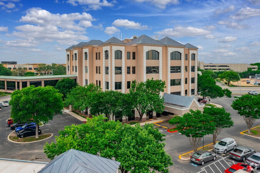 More Photos Of 4330 Medical Dr, San Antonio Medical For Lease