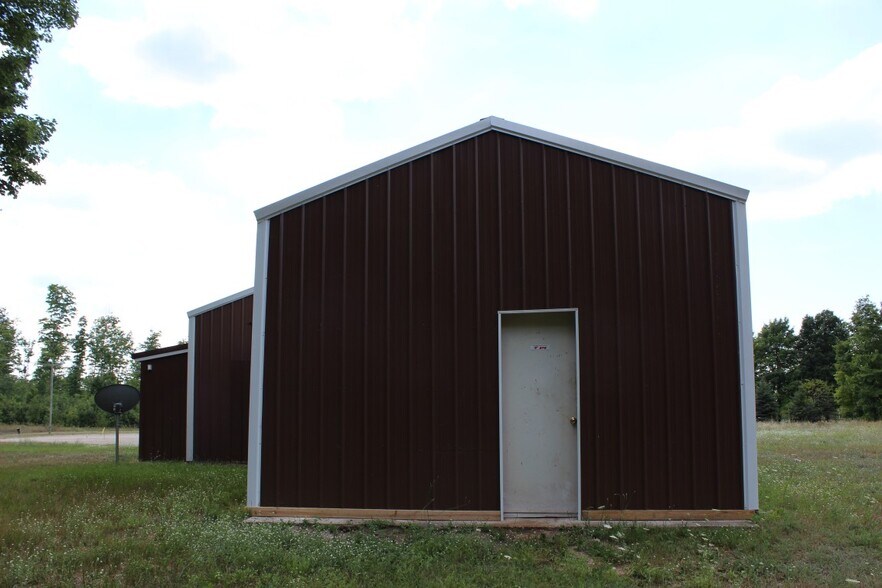 More Photos Of 18798 Honor Hwy, Interlochen General Retail For Sale