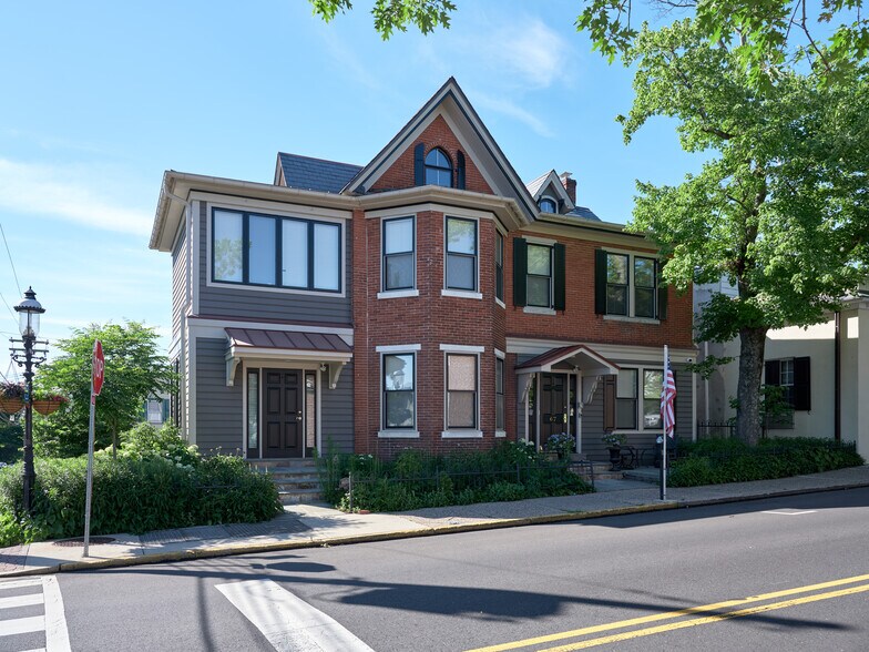 More Photos Of 67 W Court St, Doylestown Office For Lease