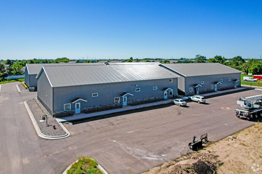 More Photos Of 108 Dundas Rd H-2, Monticello Warehouse For Sale