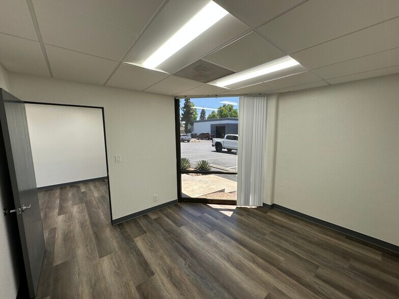 More Photos Of 4010 N Palm St, Fullerton Unknown For Lease