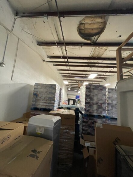 More Photos Of 1100 Gauge Dr, Lake Havasu City Service For Lease