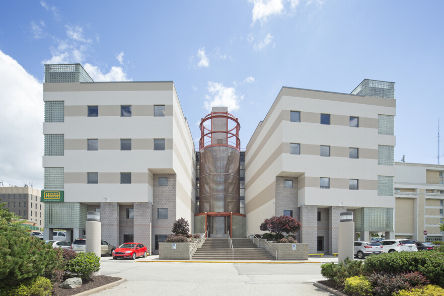 Primary Photo Of 180 Fort Couch Rd, Pittsburgh Office For Lease