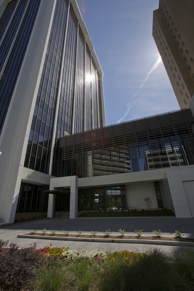 More Photos Of 210 E Capitol St, Jackson Office For Lease