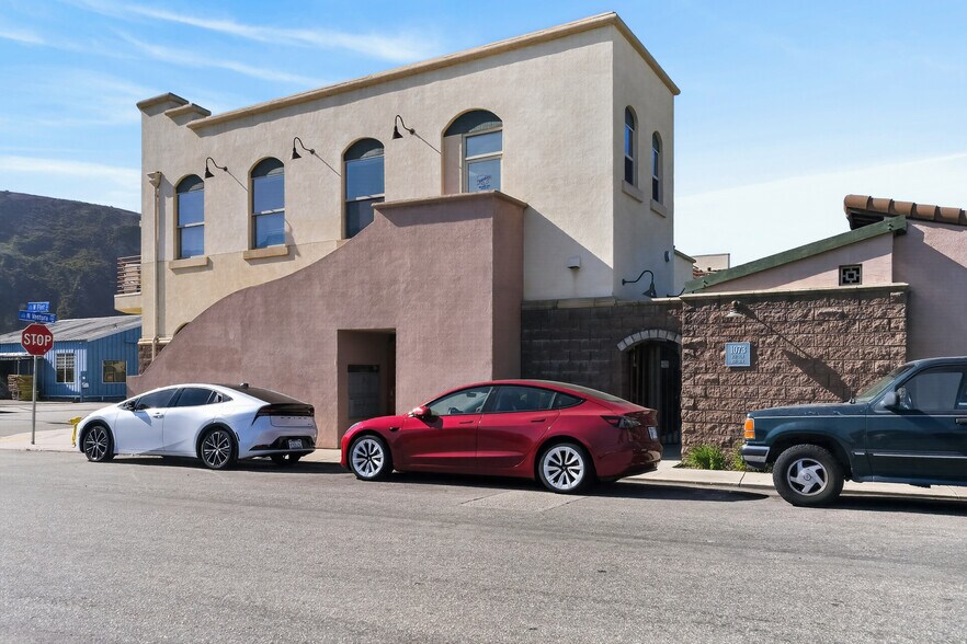 More Photos Of 1073 N Ventura Ave, Ventura Storefront Retail Residential For Sale
