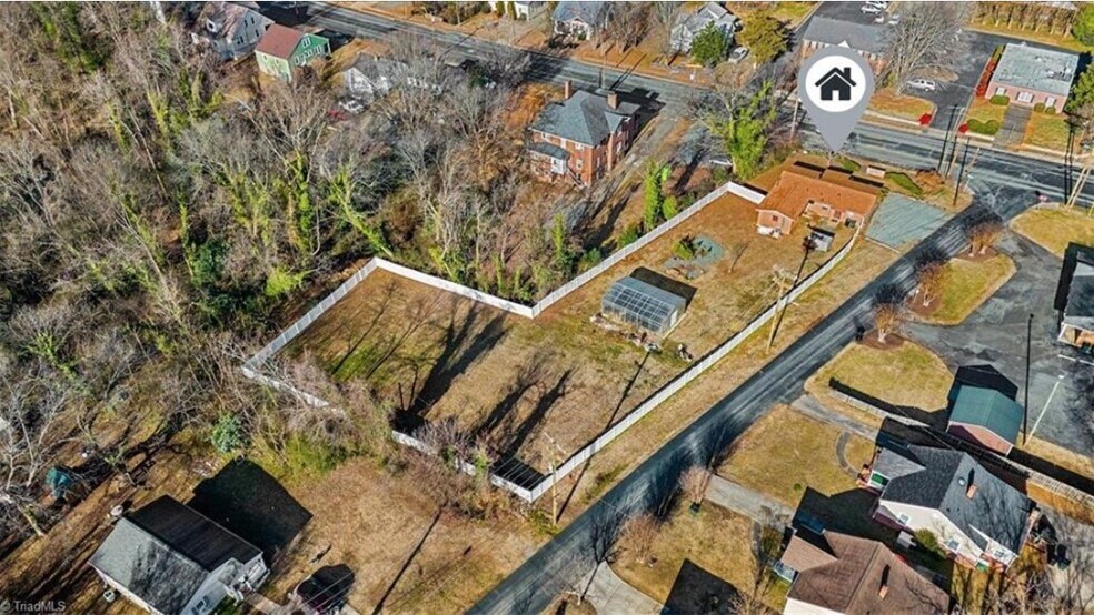 More Photos Of 1006 S Main St, Burlington Office For Sale