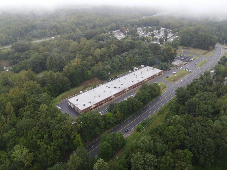 More Photos Of 3619 Richmond Hwy, Stafford Light Distribution For Sale