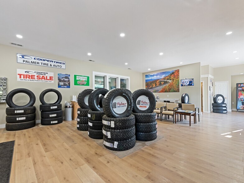 More Photos Of 2466 Dellwood Rd, Waynesville Auto Repair For Sale
