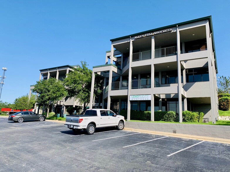 More Photos Of 907 Ranch Road 620 S, Austin Office Residential For Lease