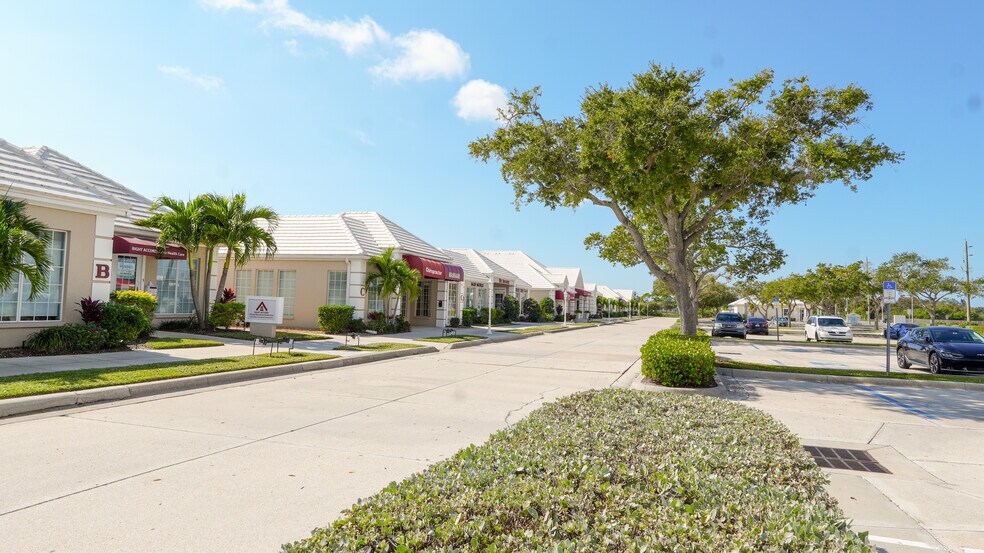 More Photos Of 3900 Clark Rd, Sarasota Medical For Sale