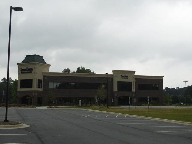 More Photos Of 1400 Eastchester Dr, High Point Office For Sale