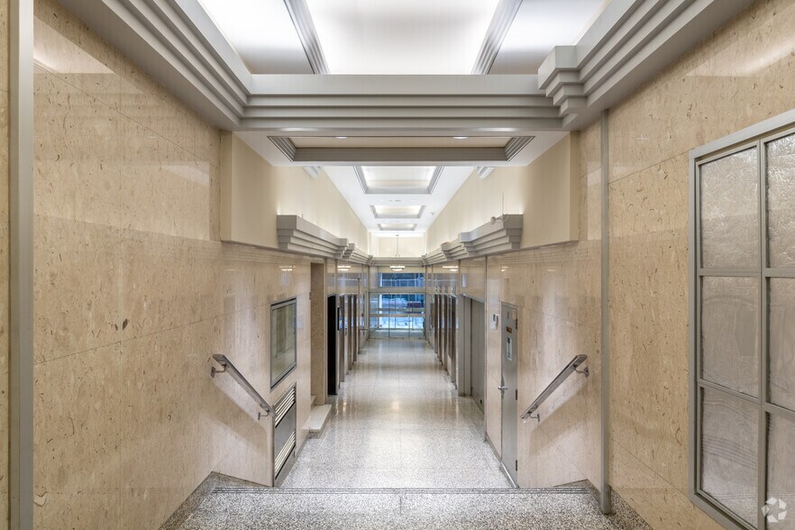 More Photos Of 15 Maiden Ln, New York Office Residential For Lease