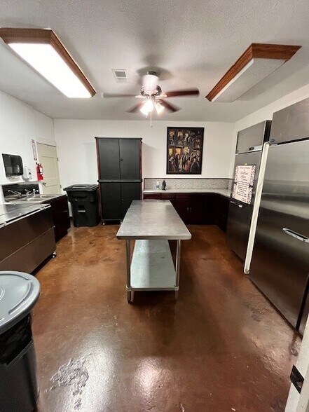 More Photos Of 6107 FM 521 Rd, Rosharon Specialty For Sale