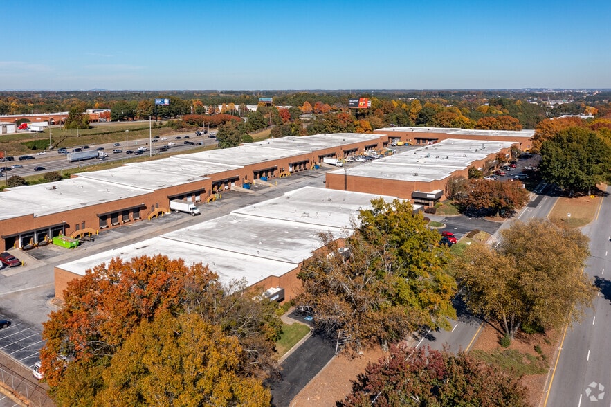 More Photos Of 5865 Oakbrook Pky, Norcross Warehouse For Lease
