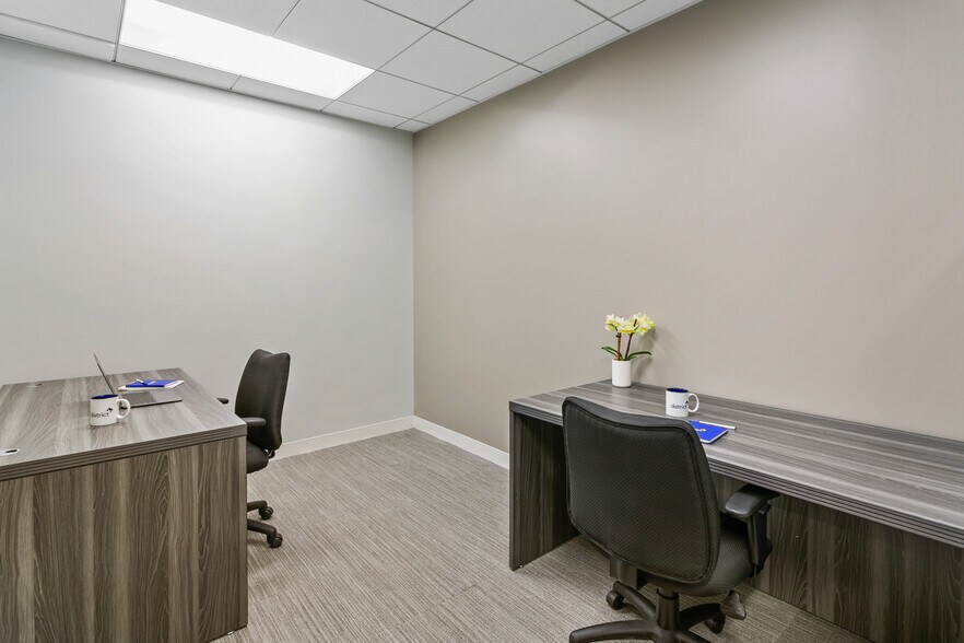 More Photos Of 1025 Connecticut Ave NW, Washington Office For Lease