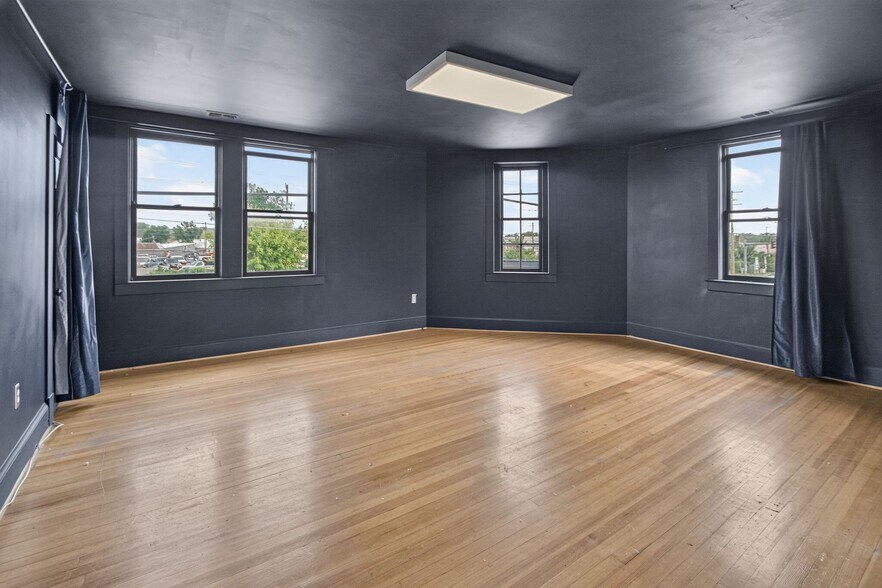 More Photos Of 4802 Rhode Island Ave, Hyattsville Unknown For Lease
