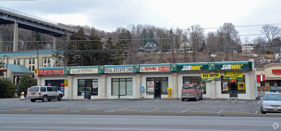 More Photos Of 860 Northern Blvd, Clarks Summit Storefront For Lease