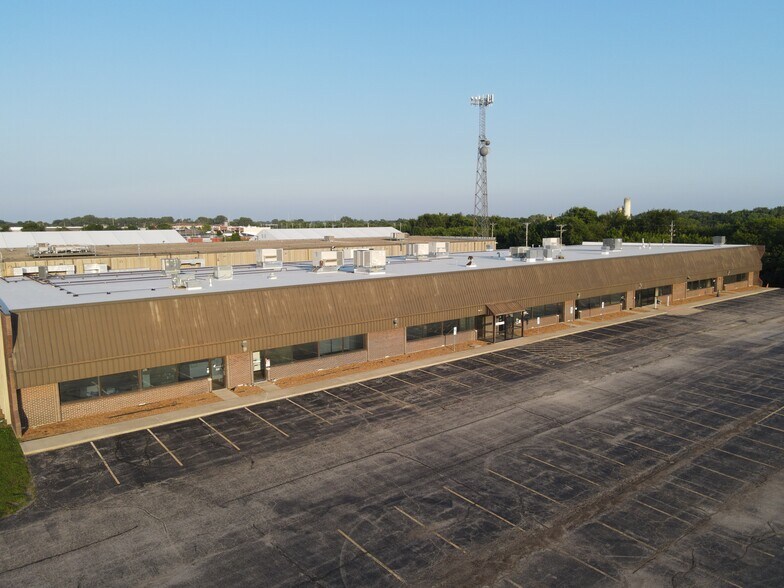 More Photos Of 3430 Constitution Dr, Springfield Warehouse For Lease