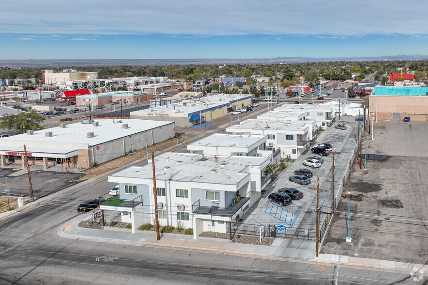 More Photos Of 140 Jefferson St SE, Albuquerque Apartments For Sale