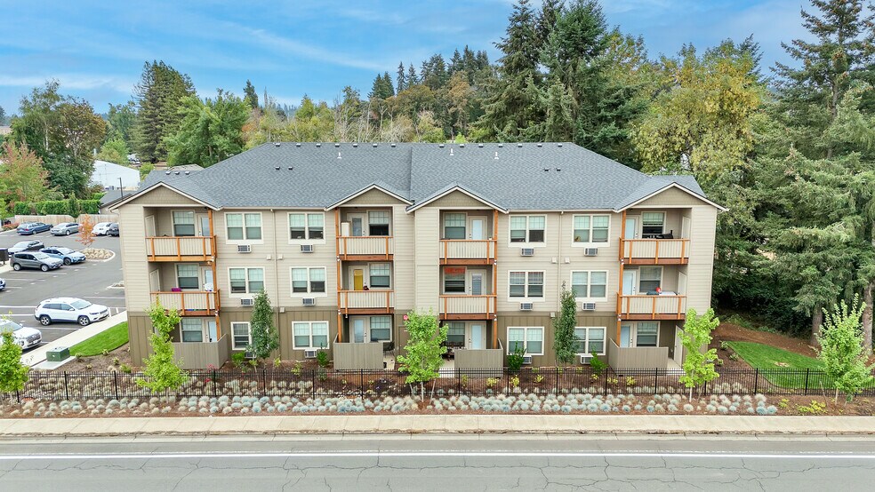 More Photos Of 1330 Mildred Ln SE, Salem Apartments For Sale