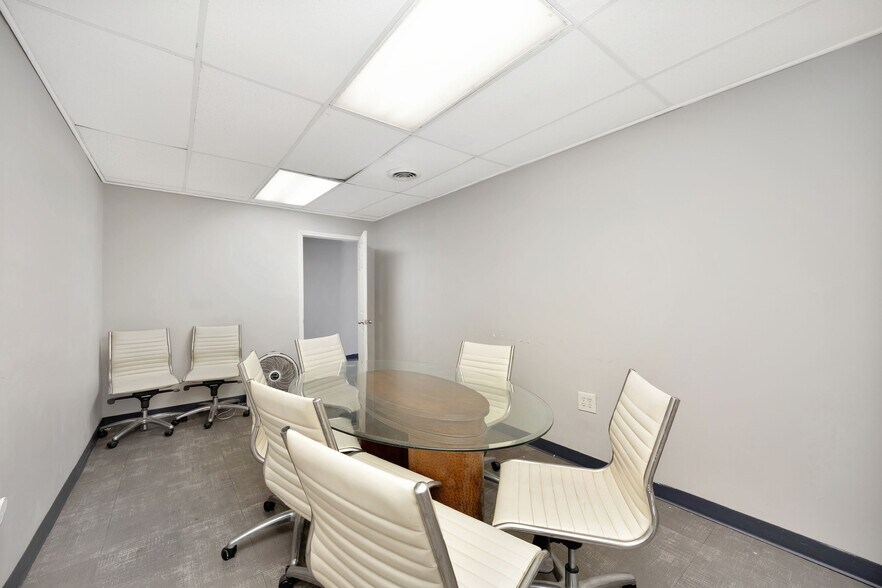 More Photos Of 3-7 Stuckhardt Rd, Trotwood Storefront Retail Office For Sale