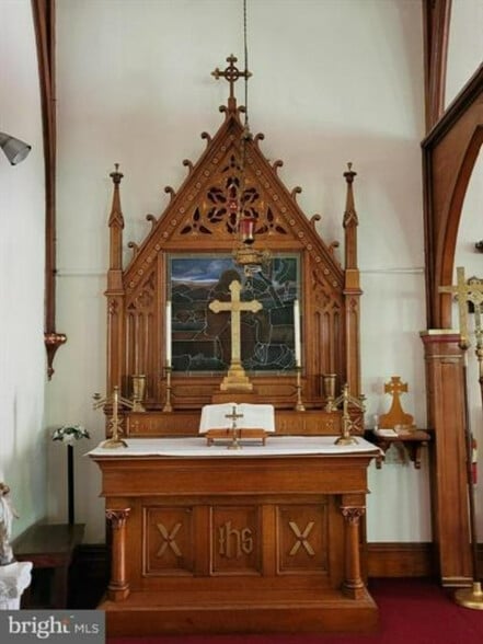 More Photos Of 120 W 4th St, Mount Carmel Religious Facility For Sale