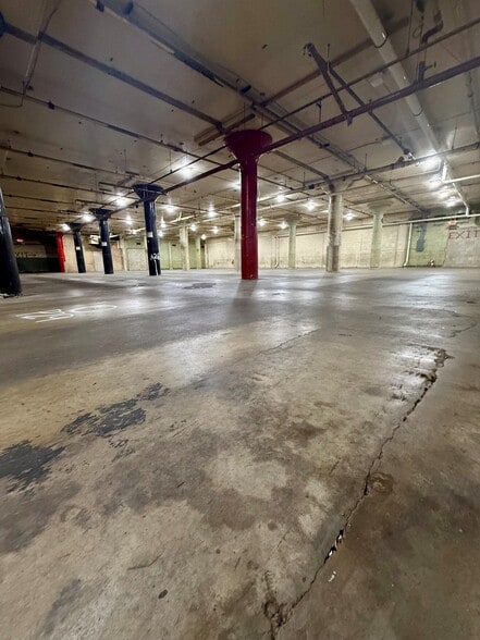 More Photos Of 150 S Main St, Wood-Ridge Manufacturing For Lease