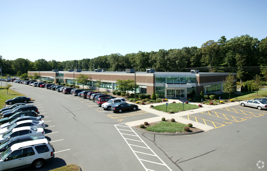 Primary Photo Of 340 W Newberry Rd, Bloomfield Office For Lease