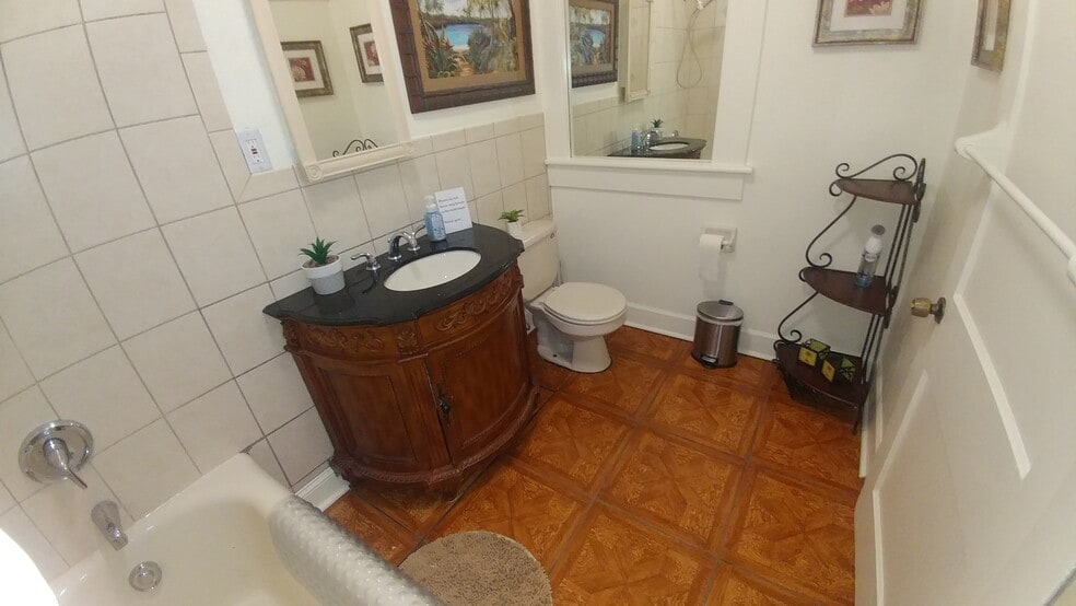 More Photos Of 5409 N Florida Ave, Tampa Apartments For Lease