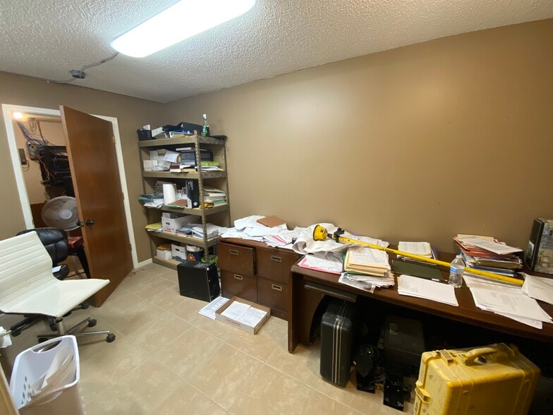 More Photos Of 6988 Raymond Stotzer, College Station Industrial For Sale