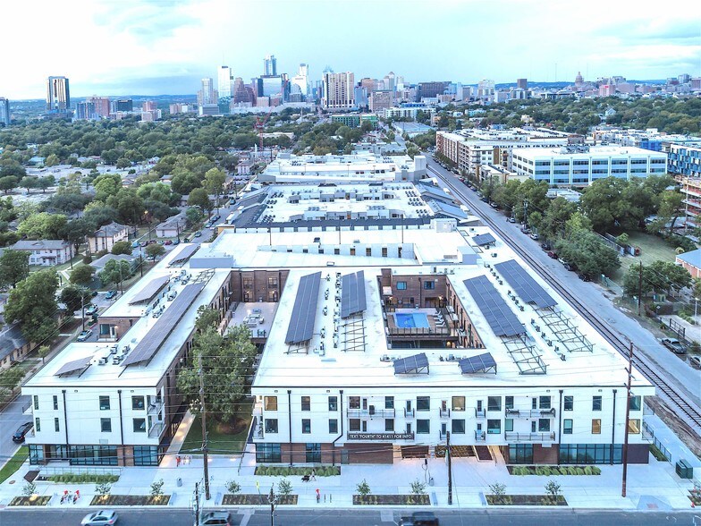More Photos Of 1800 E 4th St, Austin Apartments For Sale