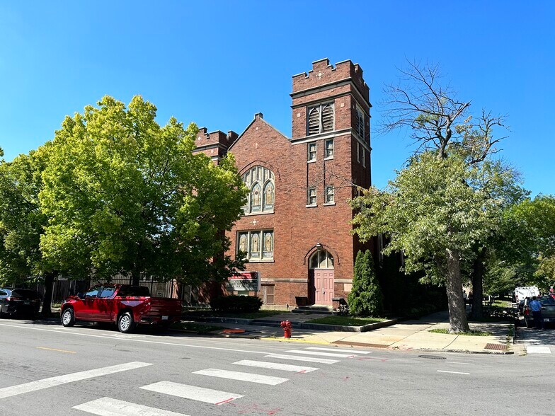 Primary Photo Of 7800 S Loomis Blvd, Chicago Religious Facility For Sale