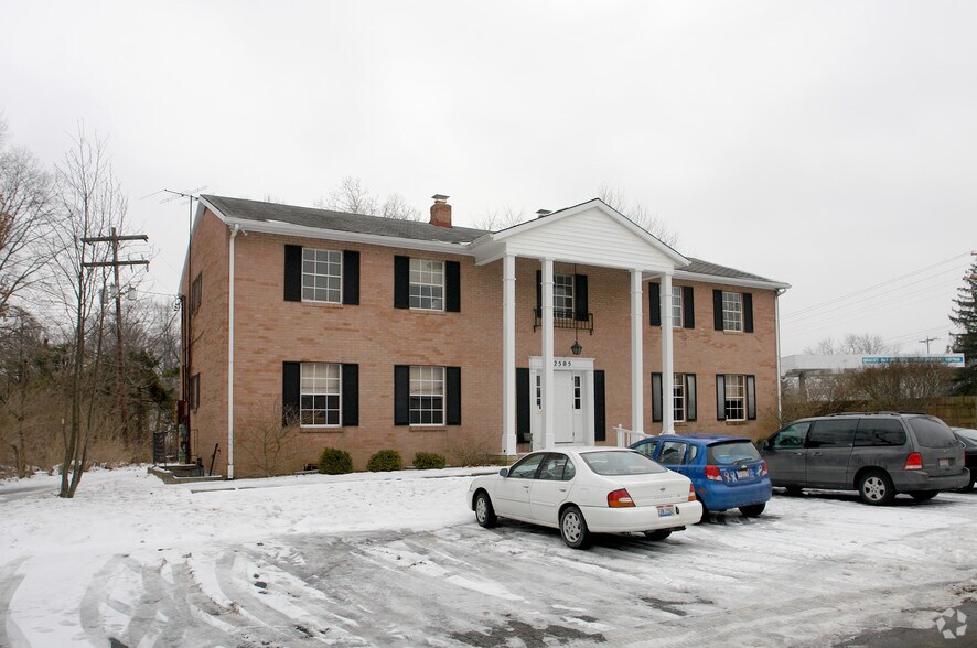 Primary Photo Of 2505 Woodley Rd, Columbus Office For Sale