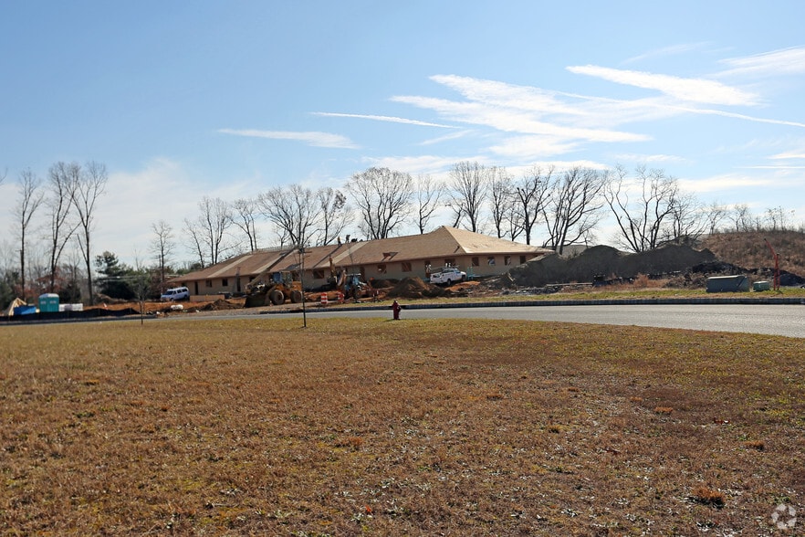 More Photos Of 3 Myers Dr, Mullica Hill Office For Lease