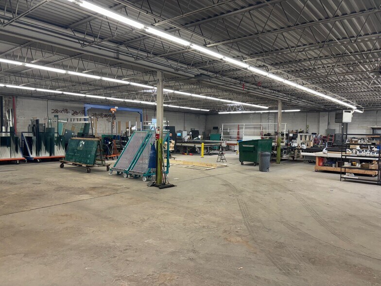 More Photos Of 995 W Iliff Ave, Denver Manufacturing For Sale
