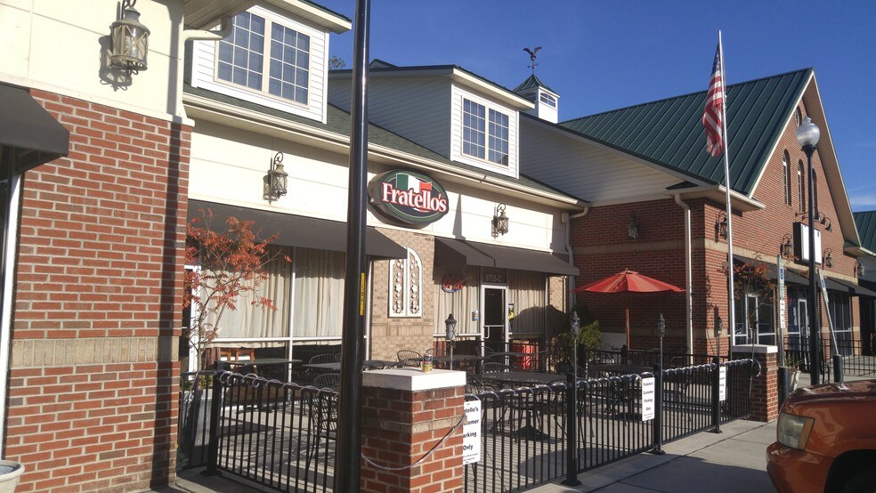 More Photos Of 9735 US 15-501 Hwy, Pinehurst Storefront For Lease