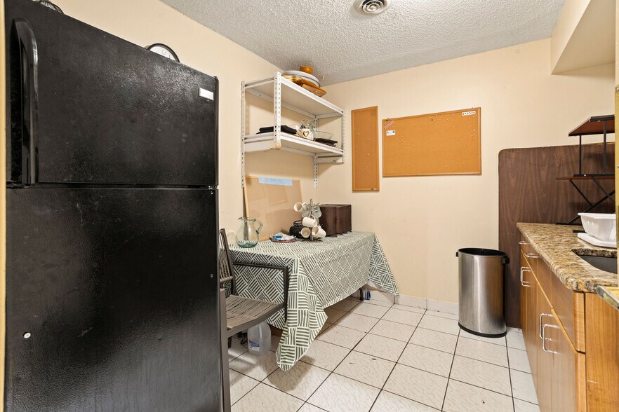 More Photos Of 1852 Chews Landing Rd, Blackwood Freestanding For Sale