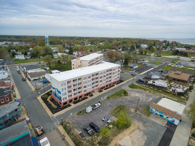 More Photos Of 100 Taylor St, Colonial Beach Storefront Retail Office For Sale