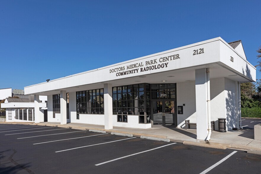 More Photos Of 10301 Georgia Ave, Silver Spring Unknown For Lease