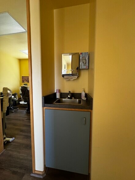 More Photos Of 3838 E Fort Lowell Rd, Tucson Medical For Sale