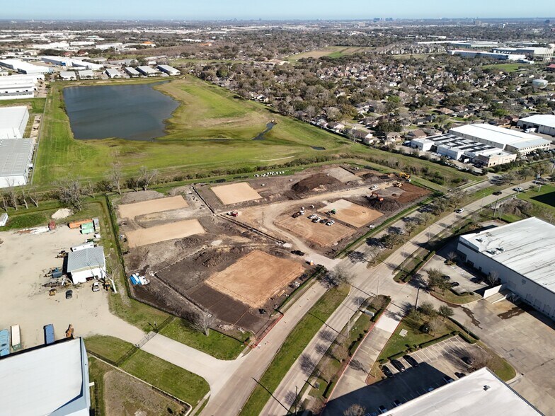 More Photos Of 13620 S Gessner Rd, Missouri City Warehouse For Lease