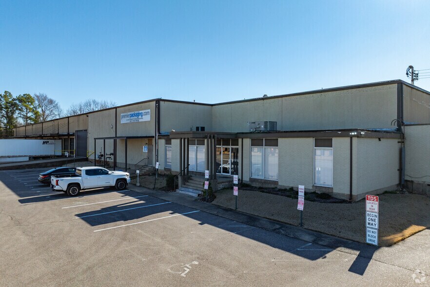 Primary Photo Of 4013 Premier Ave, Memphis Warehouse For Sale