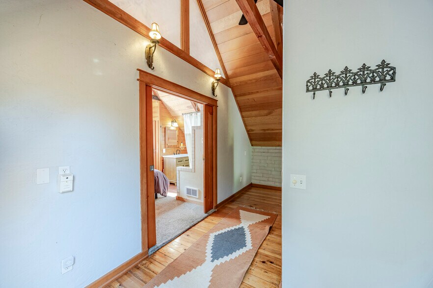 More Photos Of 1820 E 28th Ave, Eugene Multifamily For Sale