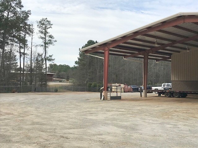 More Photos Of 505 Steele Dr, Hampton Manufacturing For Sale