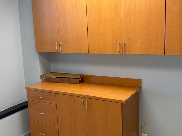 More Photos Of 2021 E Commercial Blvd, Fort Lauderdale Medical For Lease