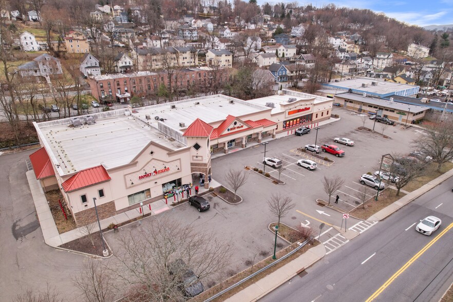 More Photos Of 1723 Main St, Peekskill Freestanding For Sale