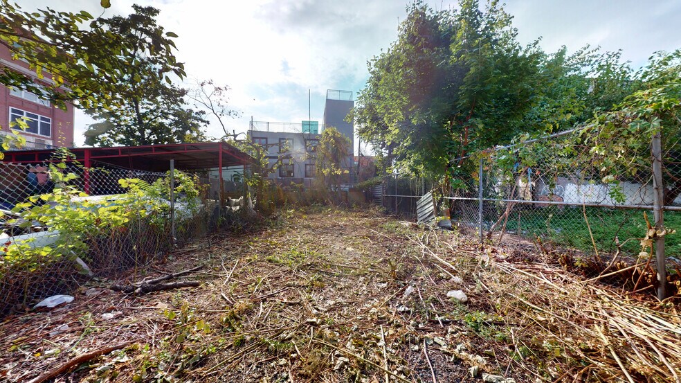 More Photos Of 374 Ashford St, Brooklyn Land For Sale