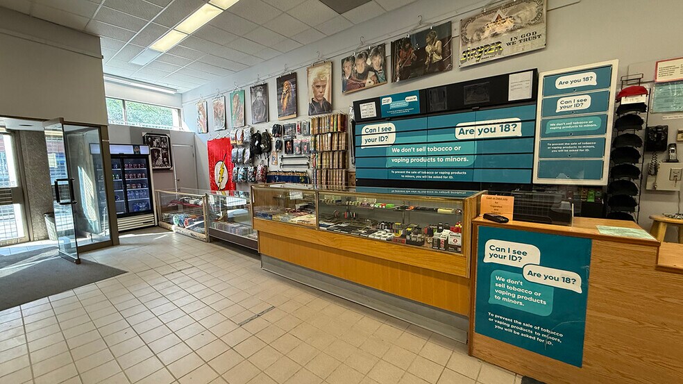 More Photos Of 319-321 Portage Ave, Winnipeg General Retail For Sale