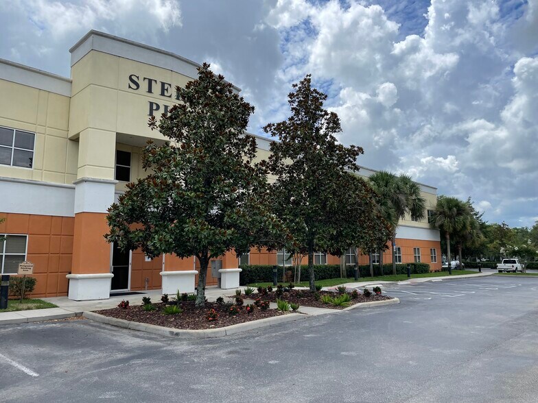 More Photos Of 1073 Willa Springs Dr, Winter Springs Office For Sale