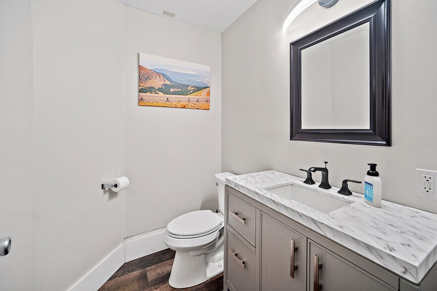 More Photos Of 1501 W Colorado Ave, Colorado Springs Storefront Retail Residential For Sale